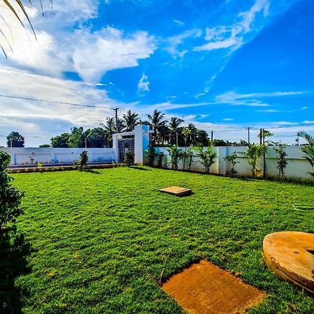 Rini Resort チェンナイ エクステリア 写真